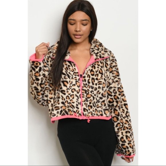 Leopard Fleece Bomber Jacket With Pink Detail - Picture 2 of 3